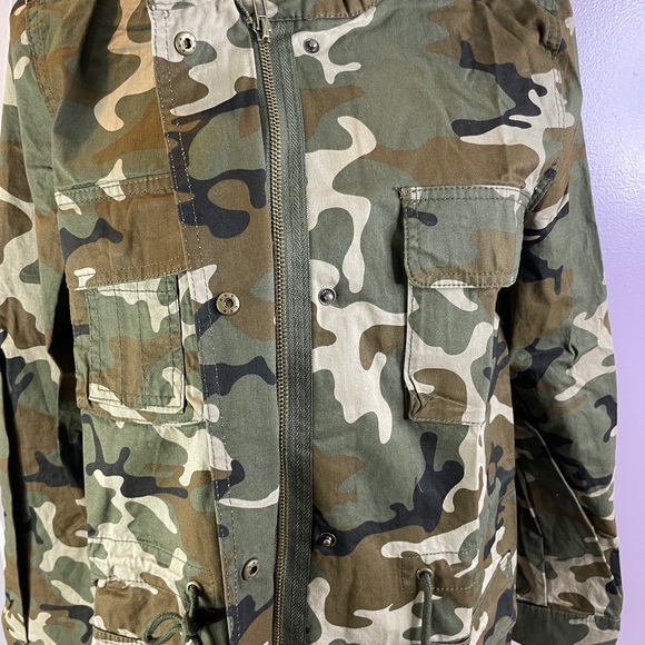 Women Camo Military Utility Jacket - Picture 11 of 13